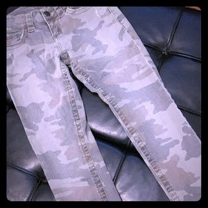 Seven7 Camo Skinny